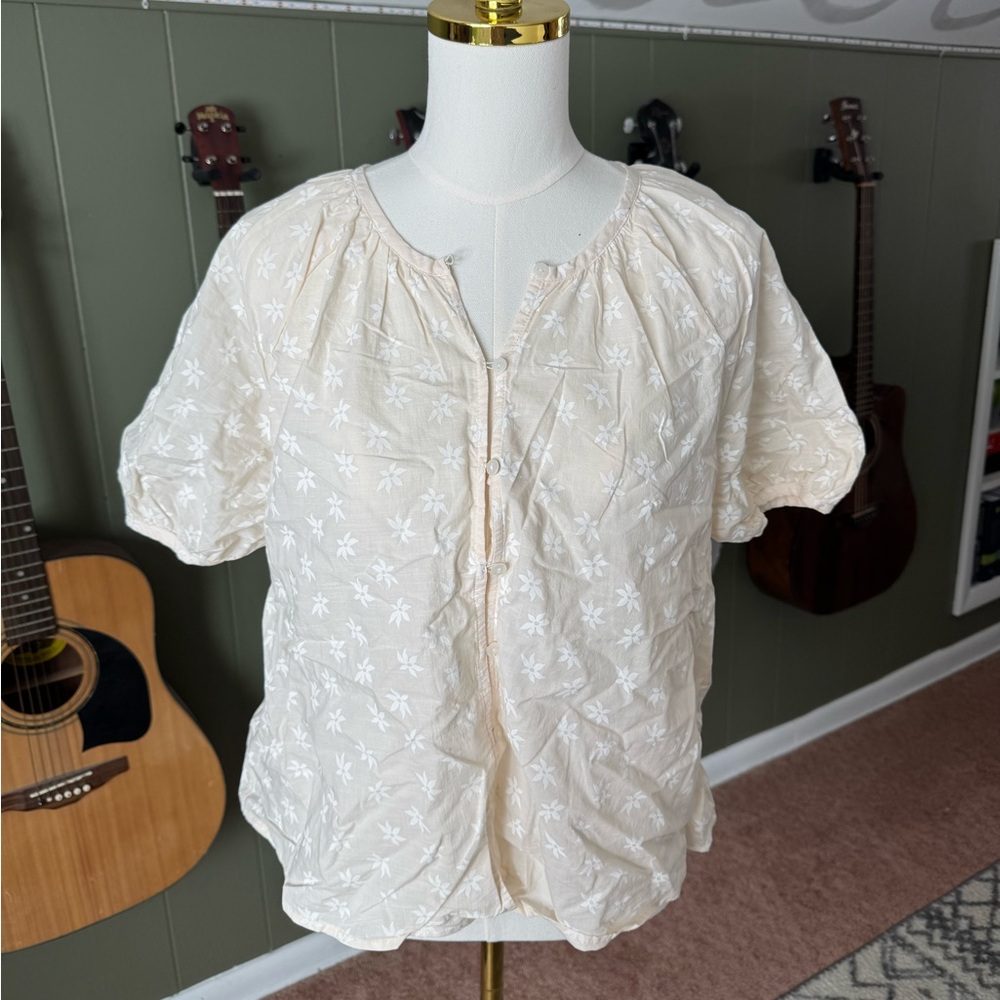 NWT ✨ Button Short-Sleeve Balloon Blouse - Target